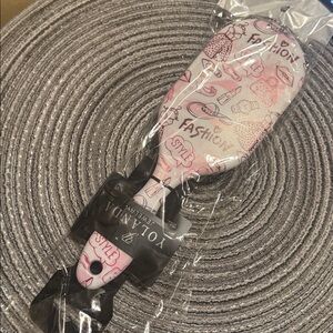 3/$10 girls hairbrush 🆕